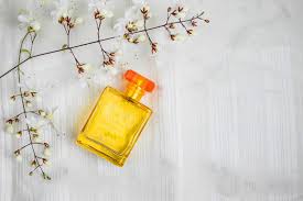 Scent Symphony: Crafting Personalized Auras with ESNC Perfumery’s Layering Magic